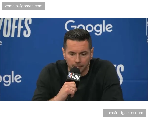 雷迪克情绪管控：湖人应对火箭追分狂潮的暂停调整